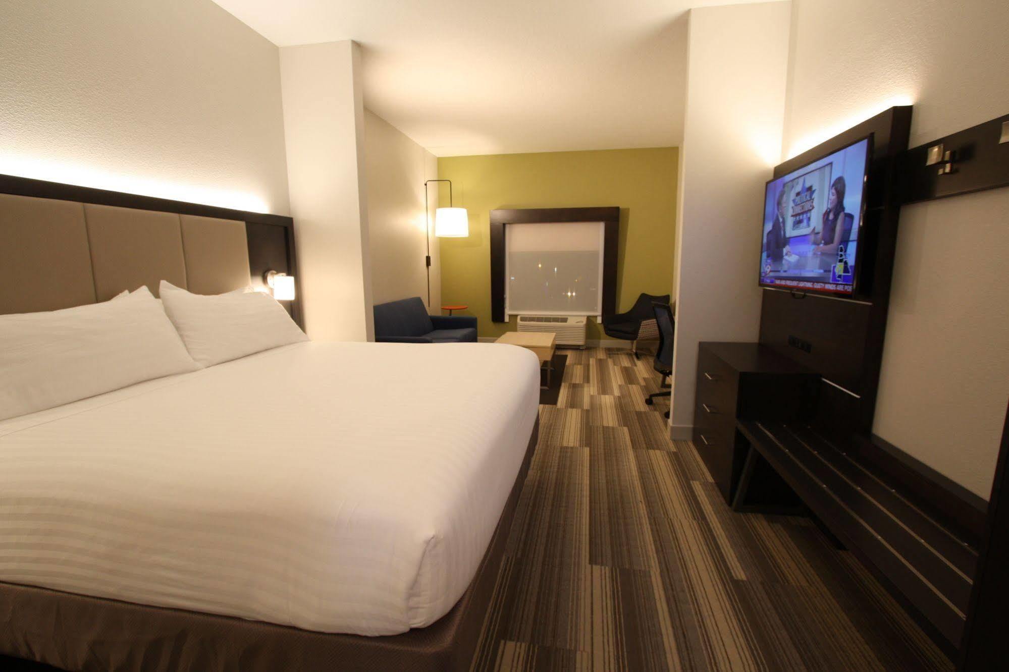 Holiday Inn Express & Suites Lakeland South, An Ihg Hotel Eksteriør bilde